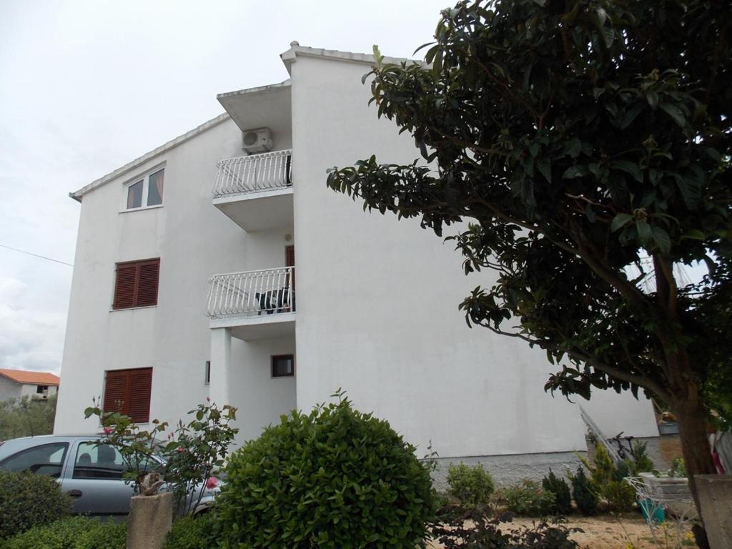 Apartment Ivana Vodice Exteriör bild